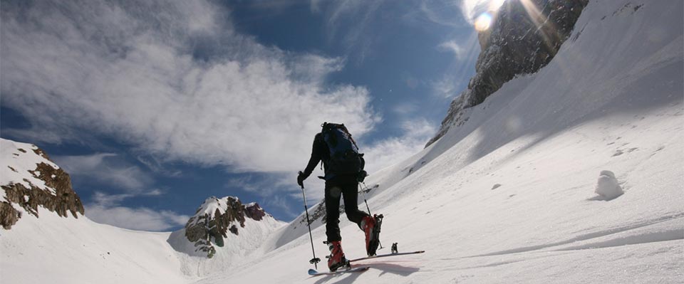 Fare sci alpinismo sul ghiacciaio della Val Senales